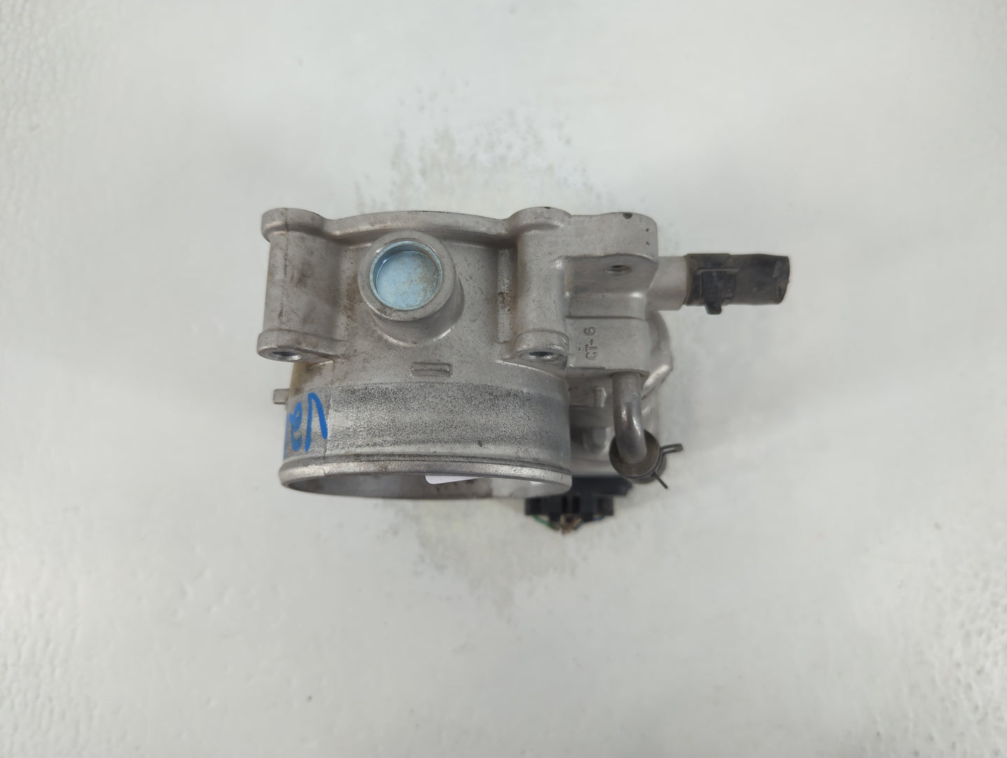2013-2018 Hyundai Santa Fe Throttle Body P/N:35100-3CAA0 Fits Fits 2012 2013 2014 2015 2016 2017 2018 OEM Used Auto Parts - 