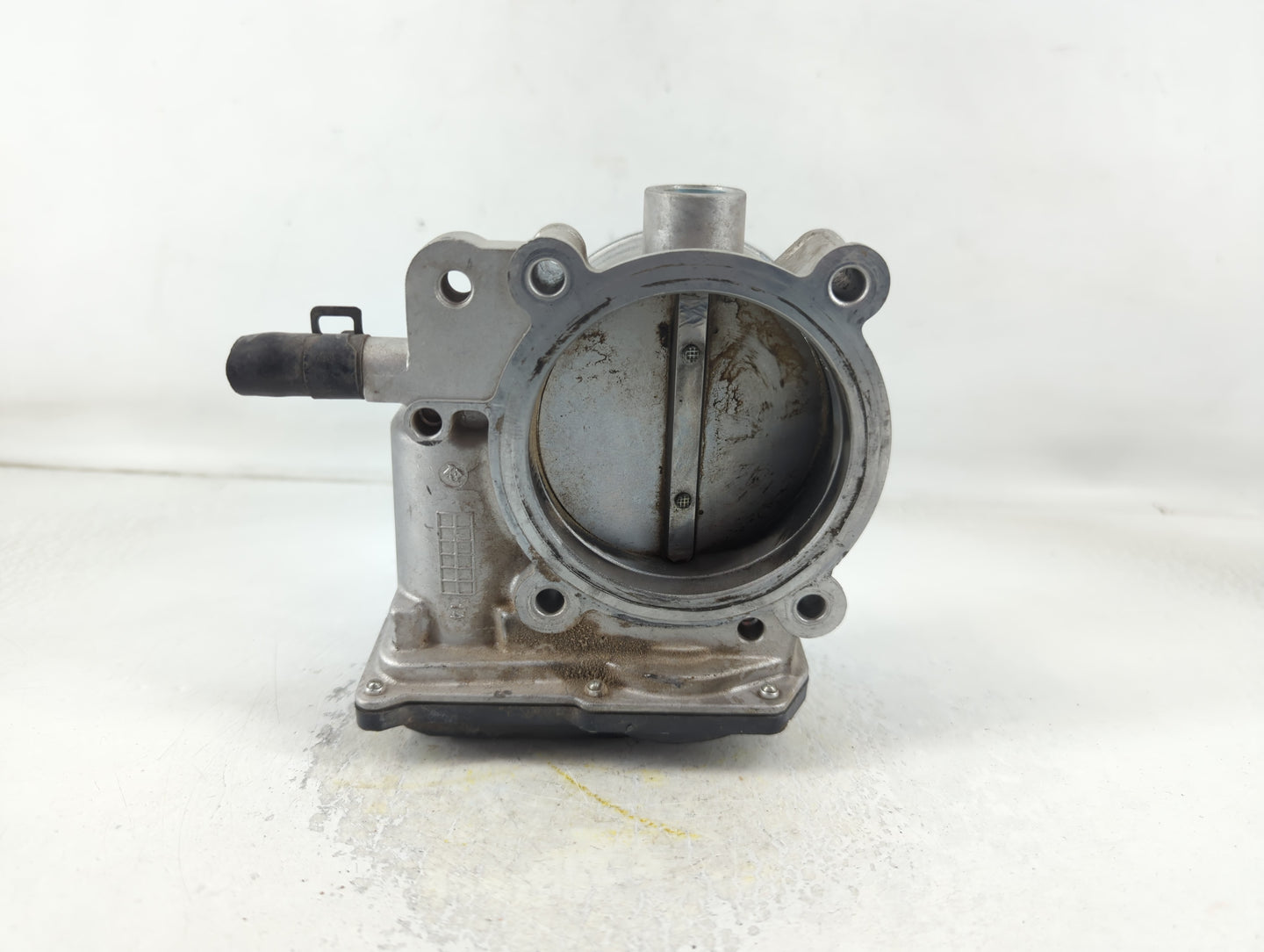 2013-2018 Hyundai Santa Fe Throttle Body P/N:35100-3CAA0 Fits Fits 2012 2013 2014 2015 2016 2017 2018 OEM Used Auto Parts - 