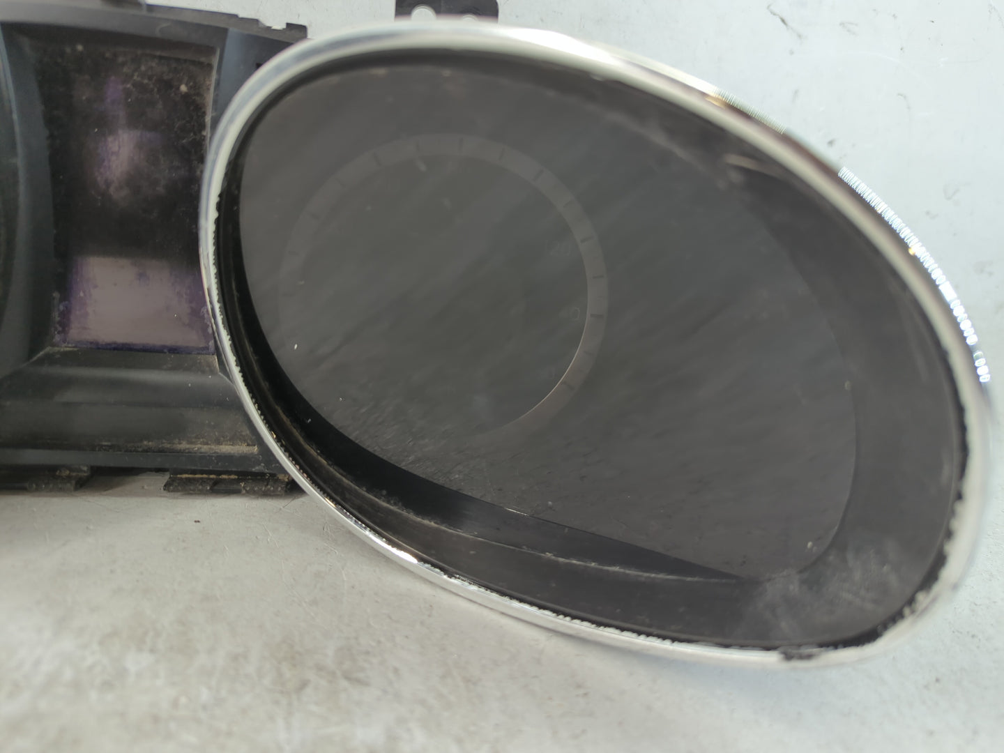 2014 Hyundai Santa Fe Instrument Cluster Speedometer Gauges P/N:1002-791700H 94011-B8051 Fits OEM Used Auto Parts - Oemuseda