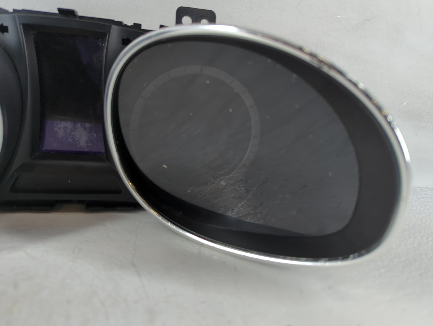 2013-2014 Hyundai Santa Fe Instrument Cluster Speedometer Gauges P/N:94011-4Z031 TN157560-79501H Fits Fits 2013 2014 OEM Use