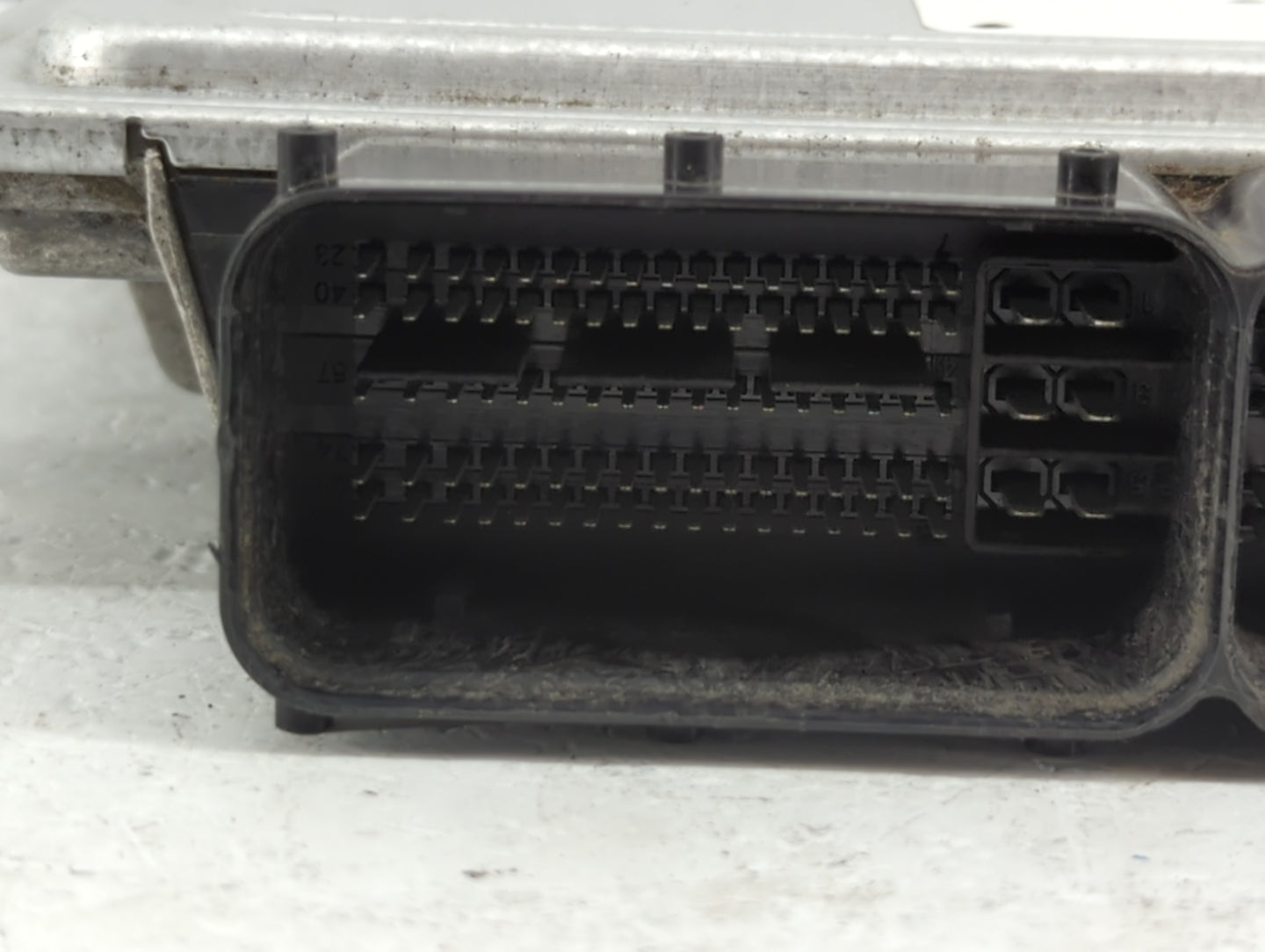 2014 Hyundai Santa Fe Sport PCM Engine Control Computer ECU ECM PCU OEM P/N:39130-2GAG5 39130-2GAG1, 39100-2GAG1, 39130-2GAG