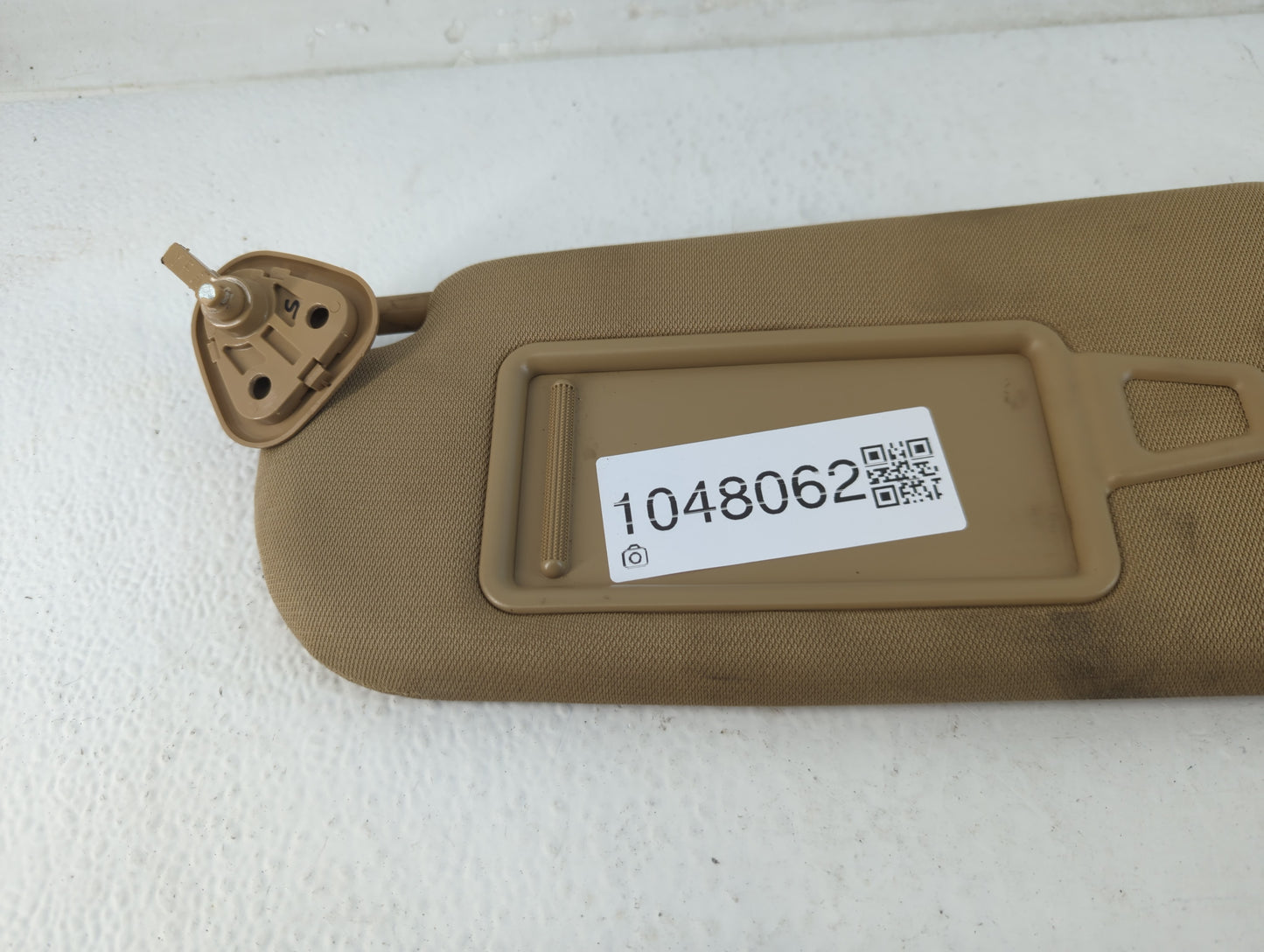 2011-2014 Hyundai Sonata Sun Visor Shade Replacement Driver Left Mirror Fits Fits 2011 2012 2013 2014 OEM Used Auto Parts - 