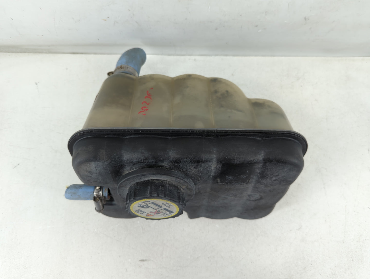 2011-2015 Hyundai Sonata Windshield Washer Fluid Reservoir Bottle Oem - Oemusedautoparts1.com