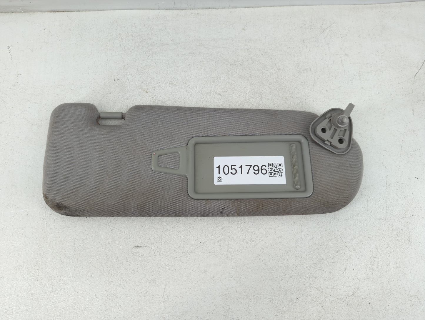 2012-2014 Hyundai Sonata Sun Visor Shade Replacement Passenger Right Mirror Fits Fits 2012 2013 2014 OEM Used Auto Parts - O