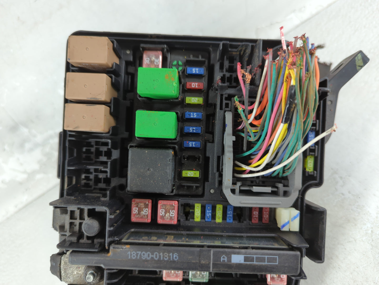 2011-2014 Hyundai Sonata Fusebox Fuse Box Panel Relay Module P/N:VS917503Q070YC Fits Fits 2011 2012 2013 2014 OEM Used Auto 