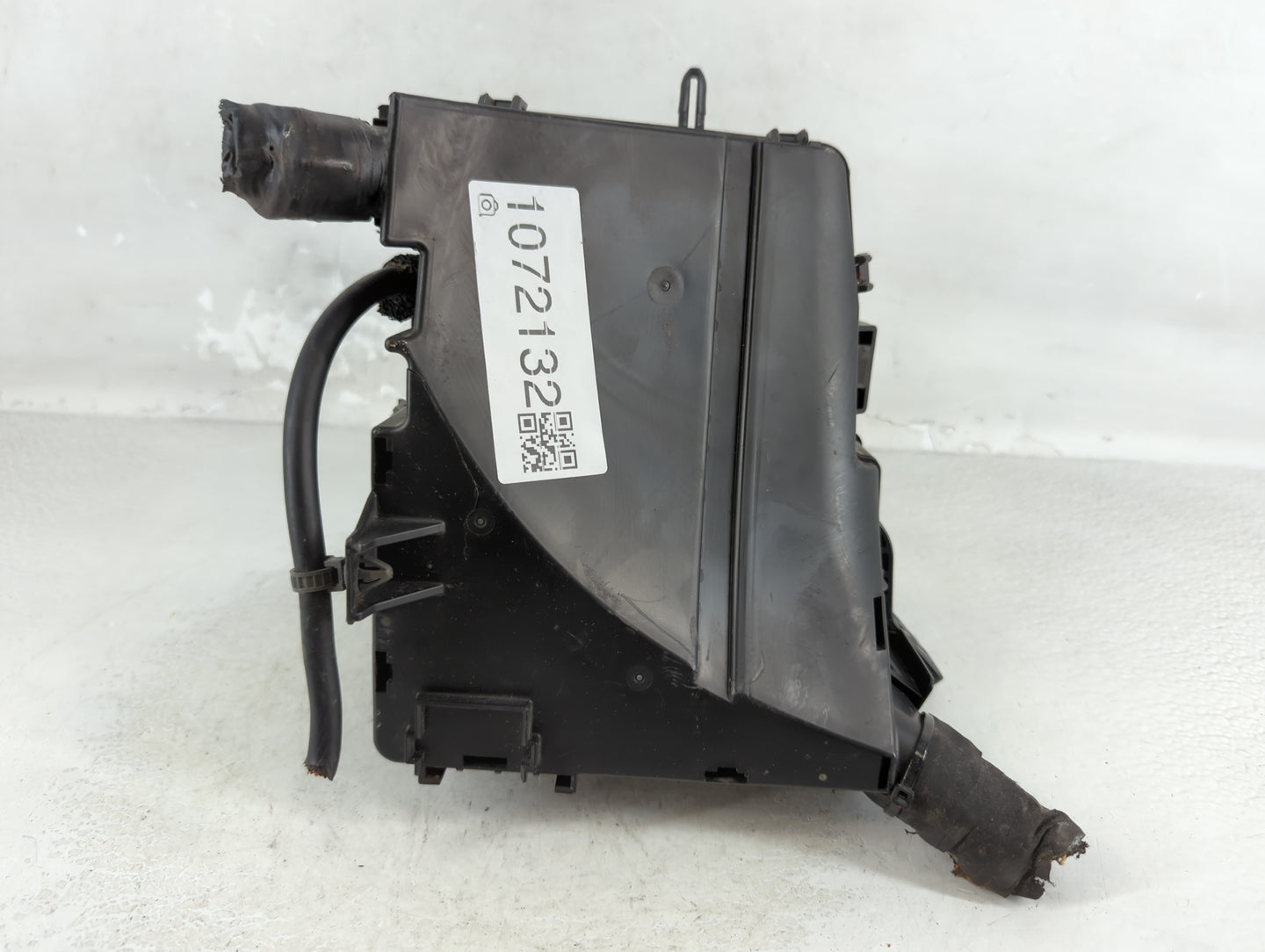 2011-2014 Hyundai Sonata Fusebox Fuse Box Panel Relay Module P/N:VS917503Q070YC Fits Fits 2011 2012 2013 2014 OEM Used Auto 