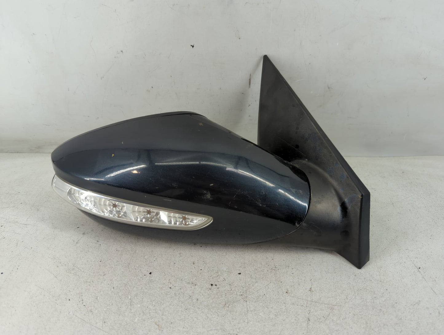 2011-2014 Hyundai Sonata Passenger Side View Mirror - Right Door Mirror OEM Used - Oemusedautoparts1.com