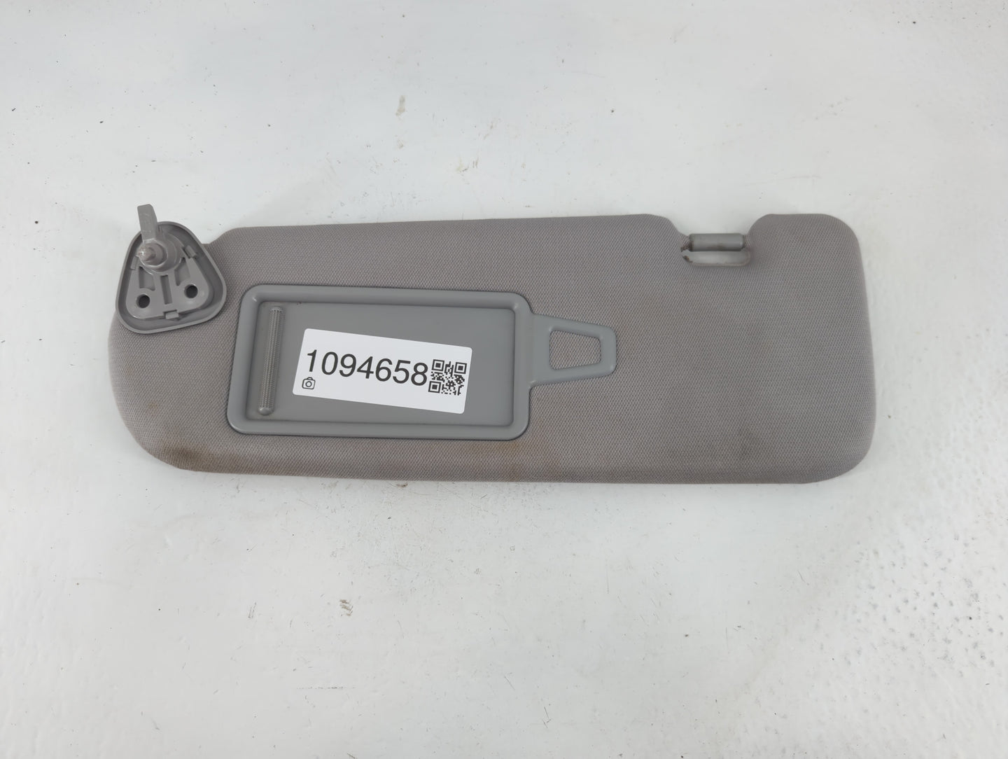 2011-2015 Hyundai Sonata Sun Visor Shade Replacement Driver Left Mirror Fits Fits 2011 2012 2013 2014 2015 OEM Used Auto Par