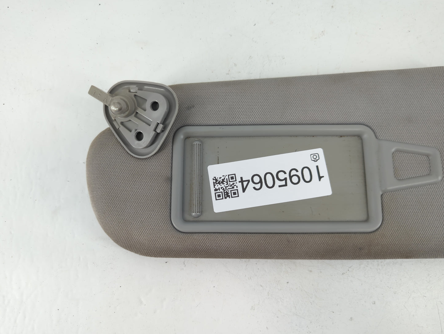 2011-2015 Hyundai Sonata Sun Visor Shade Replacement Driver Left Mirror Fits Fits 2011 2012 2013 2014 2015 OEM Used Auto Par