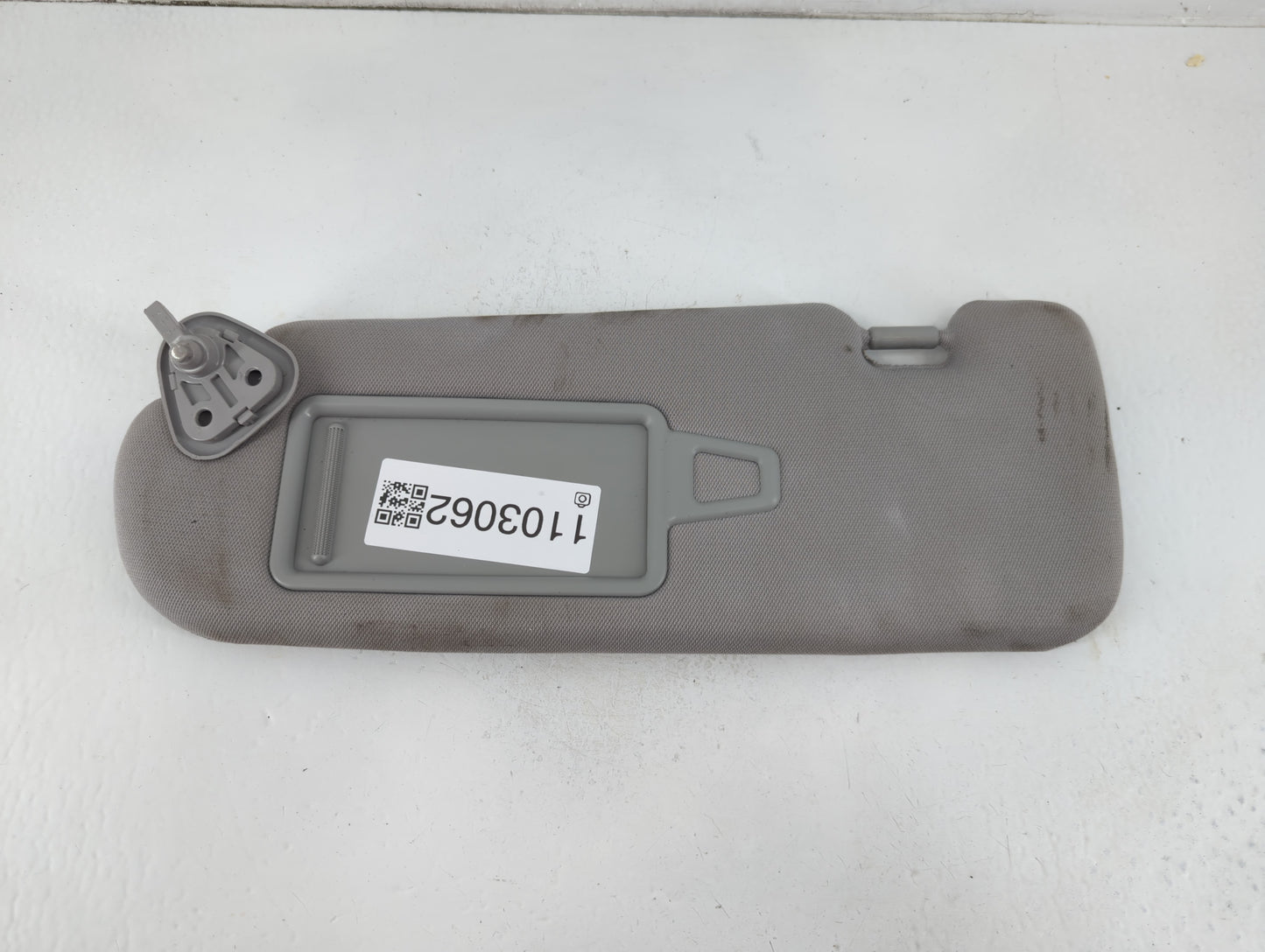 2011-2015 Hyundai Sonata Sun Visor Shade Replacement Driver Left Mirror Fits Fits 2011 2012 2013 2014 2015 OEM Used Auto Par