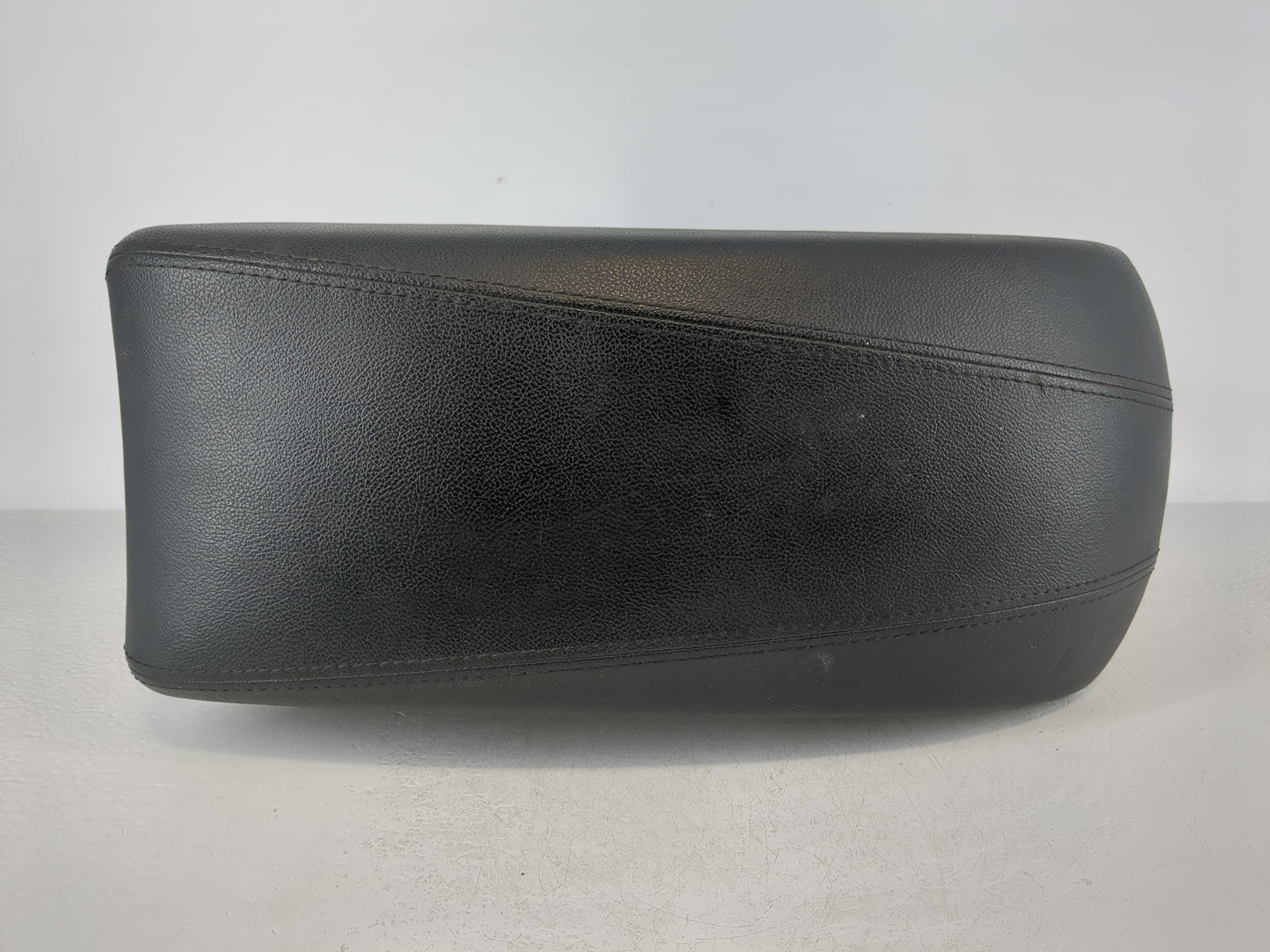 2011-2014 Hyundai Sonata Center Console Armrest Cover Lid Fits Fits 2011 2012 2013 2014 OEM Used Auto Parts - Oemusedautopar