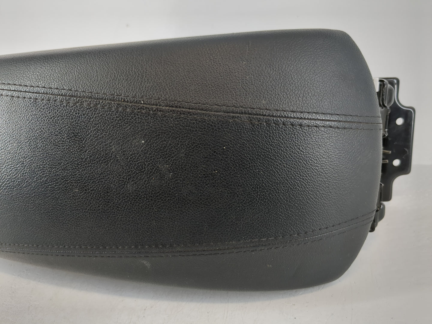 2011-2014 Hyundai Sonata Center Console Armrest Cover Lid Fits Fits 2011 2012 2013 2014 OEM Used Auto Parts - Oemusedautopar