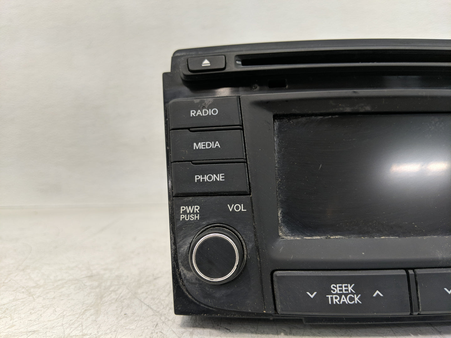 2013-2014 Hyundai Sonata Radio AM FM Cd Player Receiver Replacement P/N:96180-3Q8004X Fits Fits 2013 2014 OEM Used Auto Part