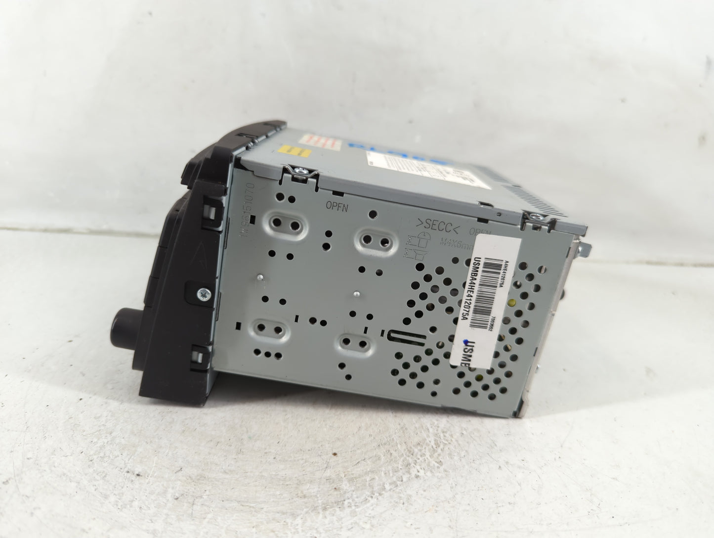 2013-2014 Hyundai Sonata Radio AM FM Cd Player Receiver Replacement P/N:96180-3Q8004X Fits Fits 2013 2014 OEM Used Auto Part