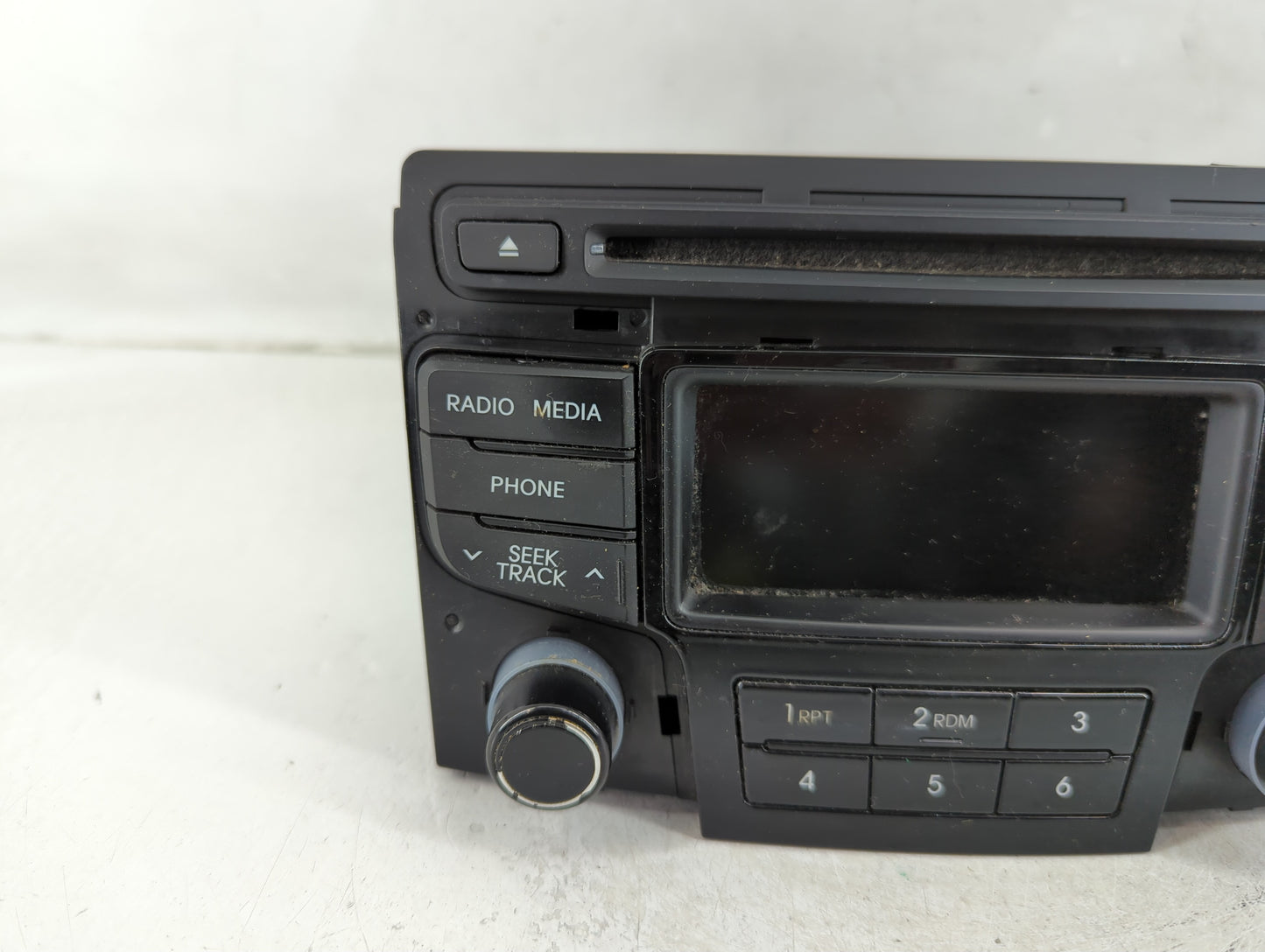 2013-2014 Hyundai Sonata Radio AM FM Cd Player Receiver Replacement P/N:96180-3Q8004X Fits Fits 2013 2014 OEM Used Auto Part
