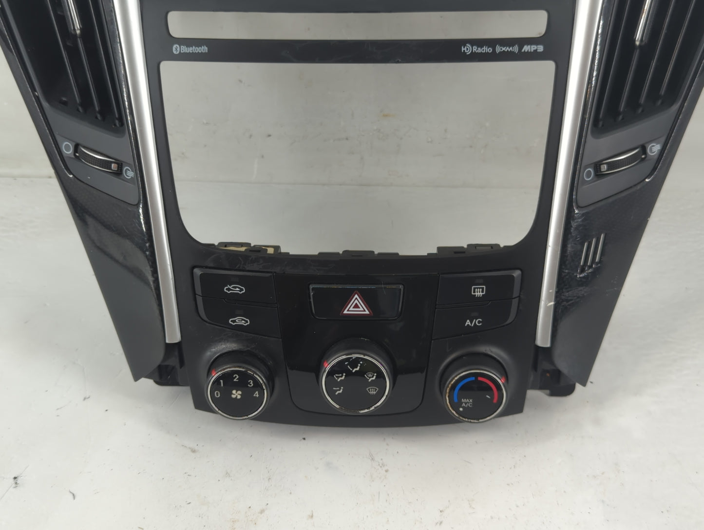 2014 Hyundai Sonata Climate Control Module Temperature AC/Heater Replacement P/N:37250-3Q030 Fits OEM Used Auto Parts - Oemu