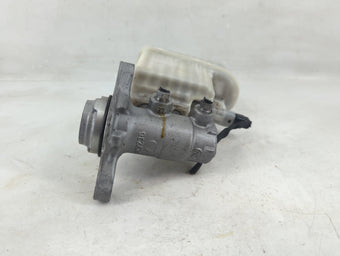 compare product 2011-2014 Hyundai Sonata Brake Master Cylinder