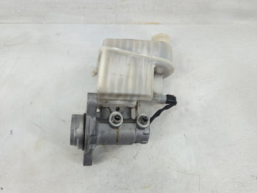 2011-2014 Hyundai Sonata Brake Master Cylinder
