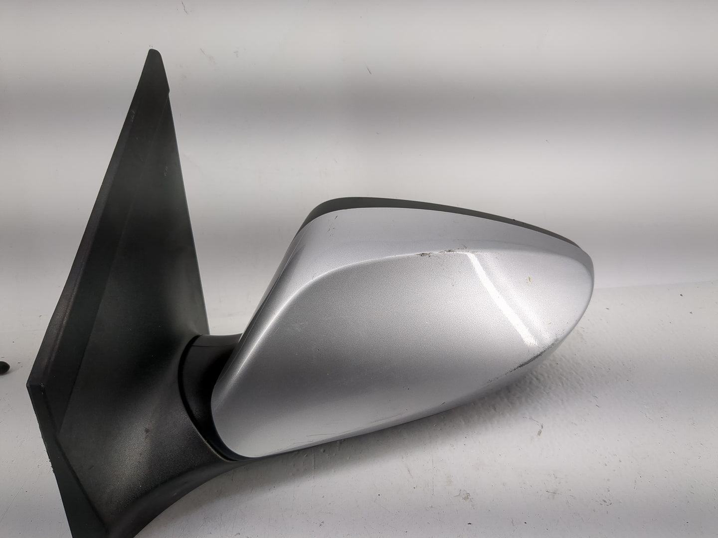 2011-2014 Hyundai Sonata Passenger Side View Mirror - Right Door Mirror OEM Used - Oemusedautoparts1.com
