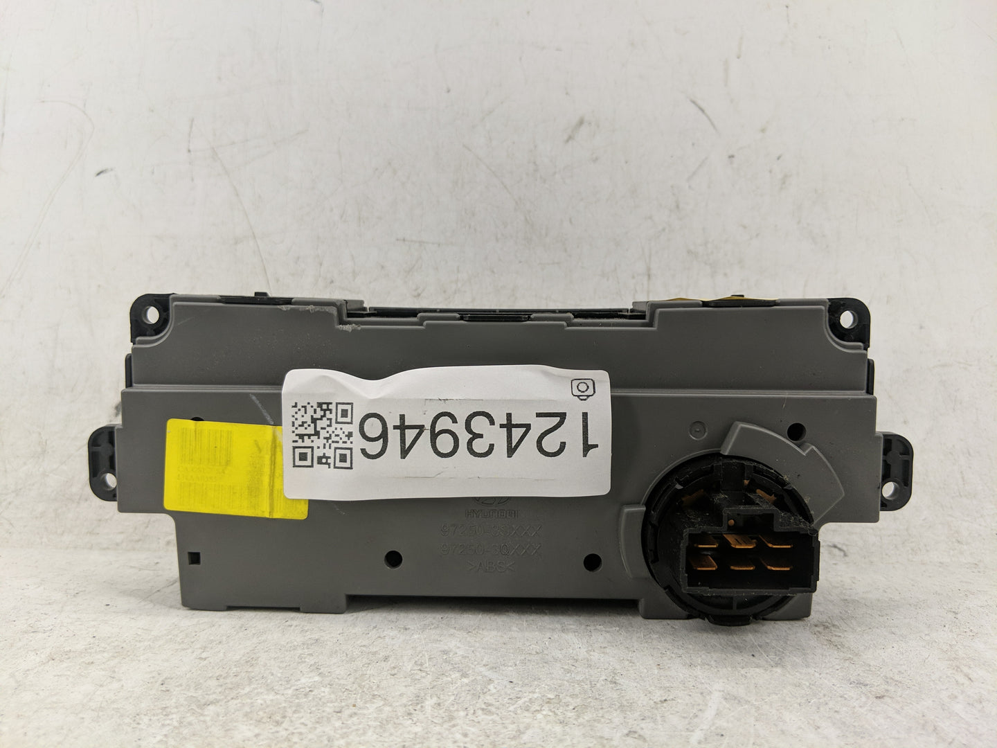 2014 Hyundai Sonata Climate Control Module Temperature AC/Heater Replacement P/N:97250-3QXXX 97250-3SXXX Fits OEM Used Auto 