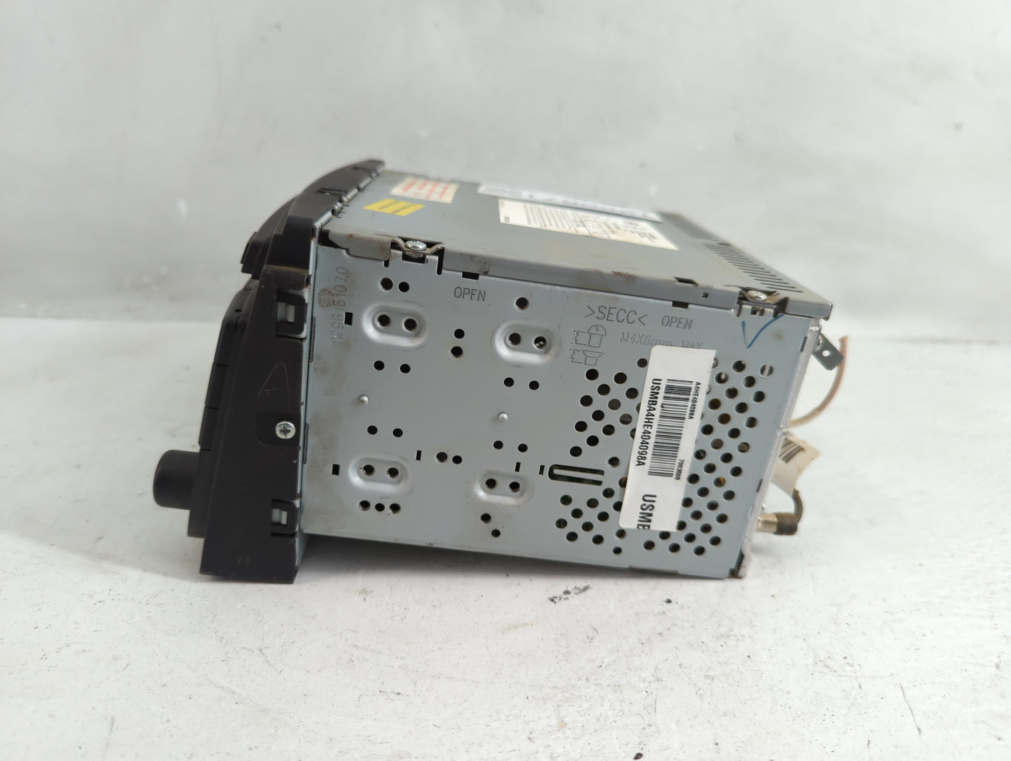 2014-2015 Hyundai Sonata Radio AM FM Cd Player Receiver Replacement P/N:96180-3Q8004X Fits Fits 2014 2015 OEM Used Auto Part