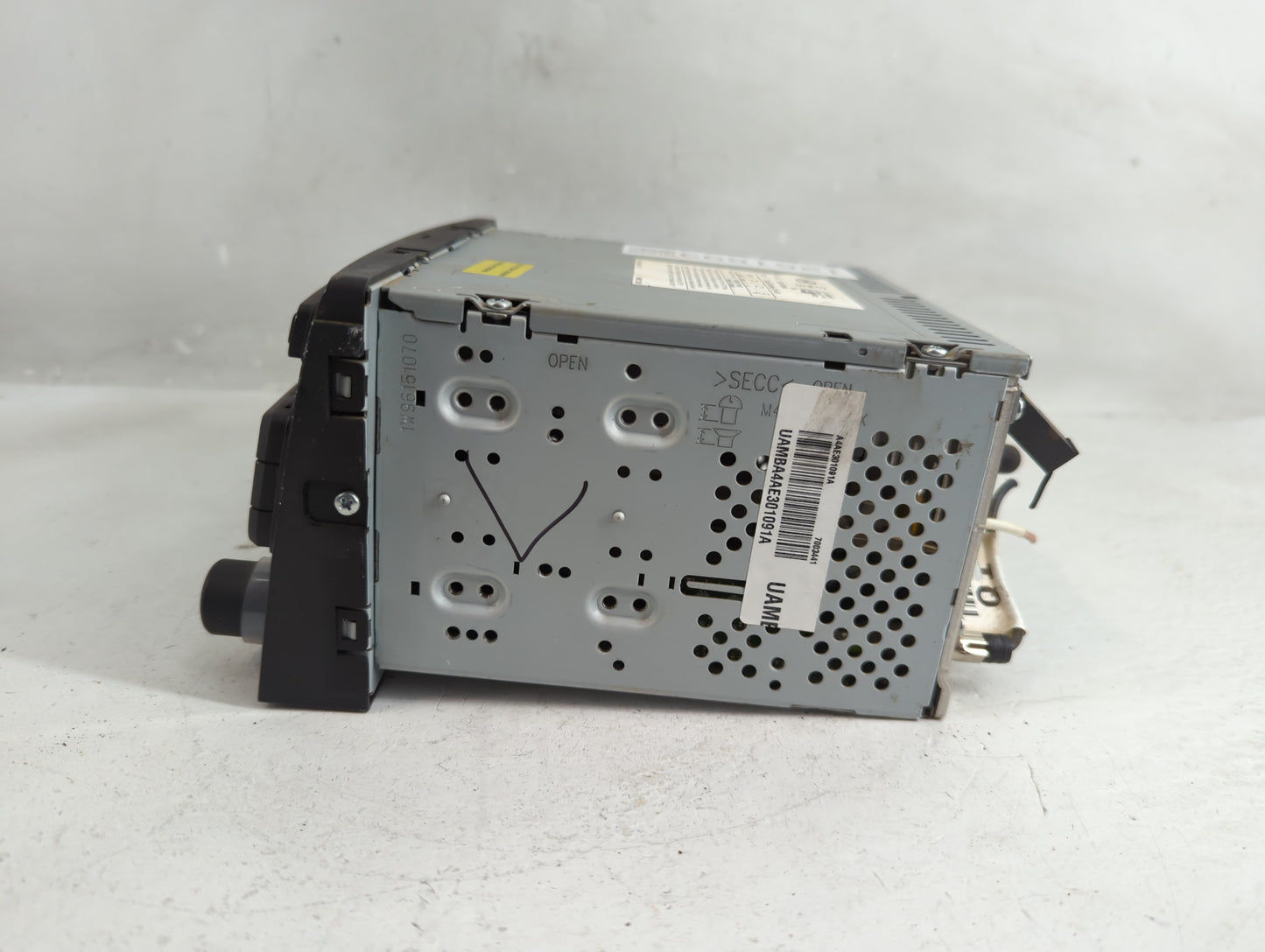 2013-2014 Hyundai Sonata Radio AM FM Cd Player Receiver Replacement P/N:96170-3Q0004X Fits Fits 2013 2014 OEM Used Auto Part