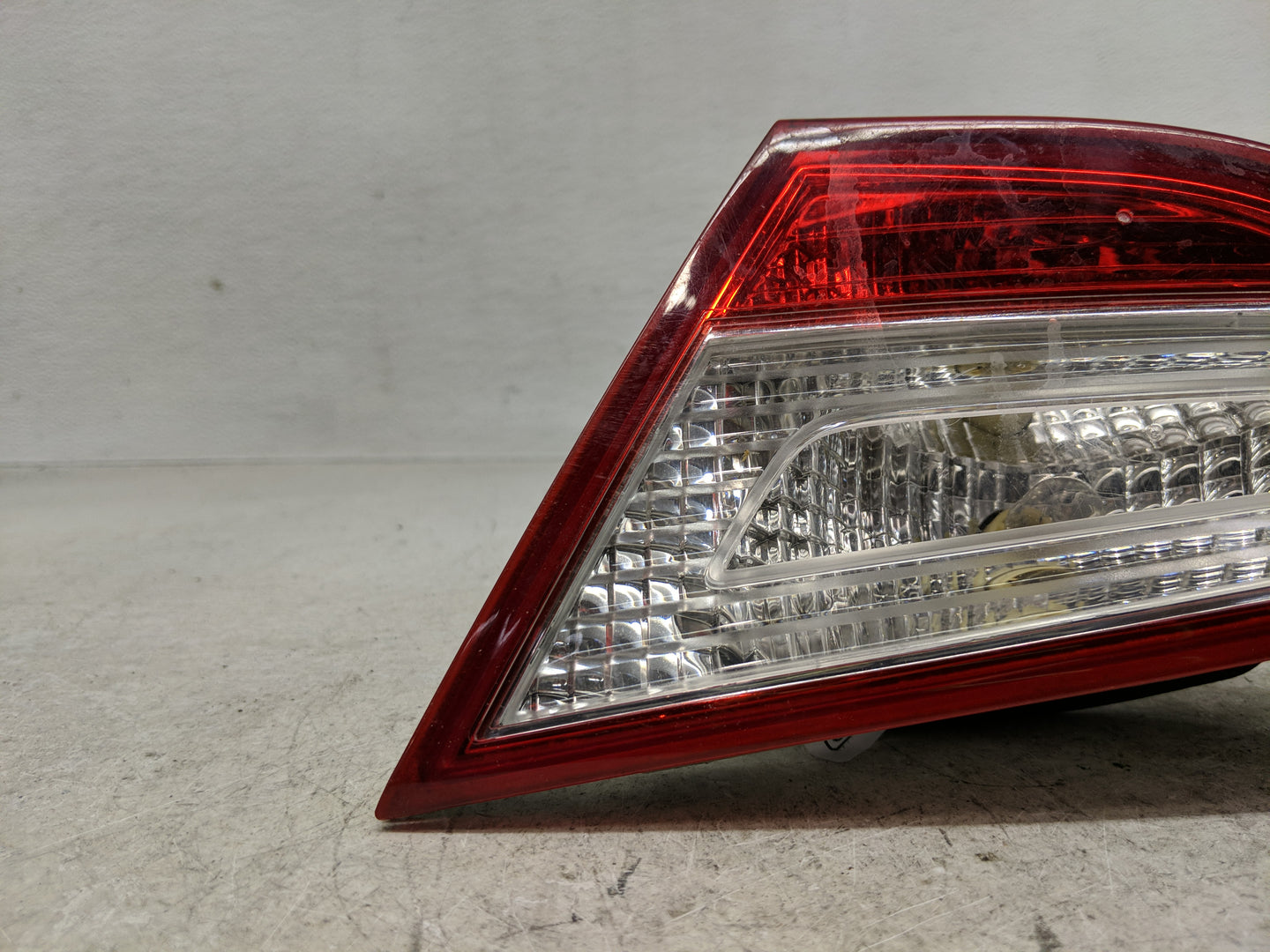 2014 Hyundai Sonata Tail Light Assembly Passenger Right OEM Fits OEM Used Auto Parts - Oemusedautoparts1.com