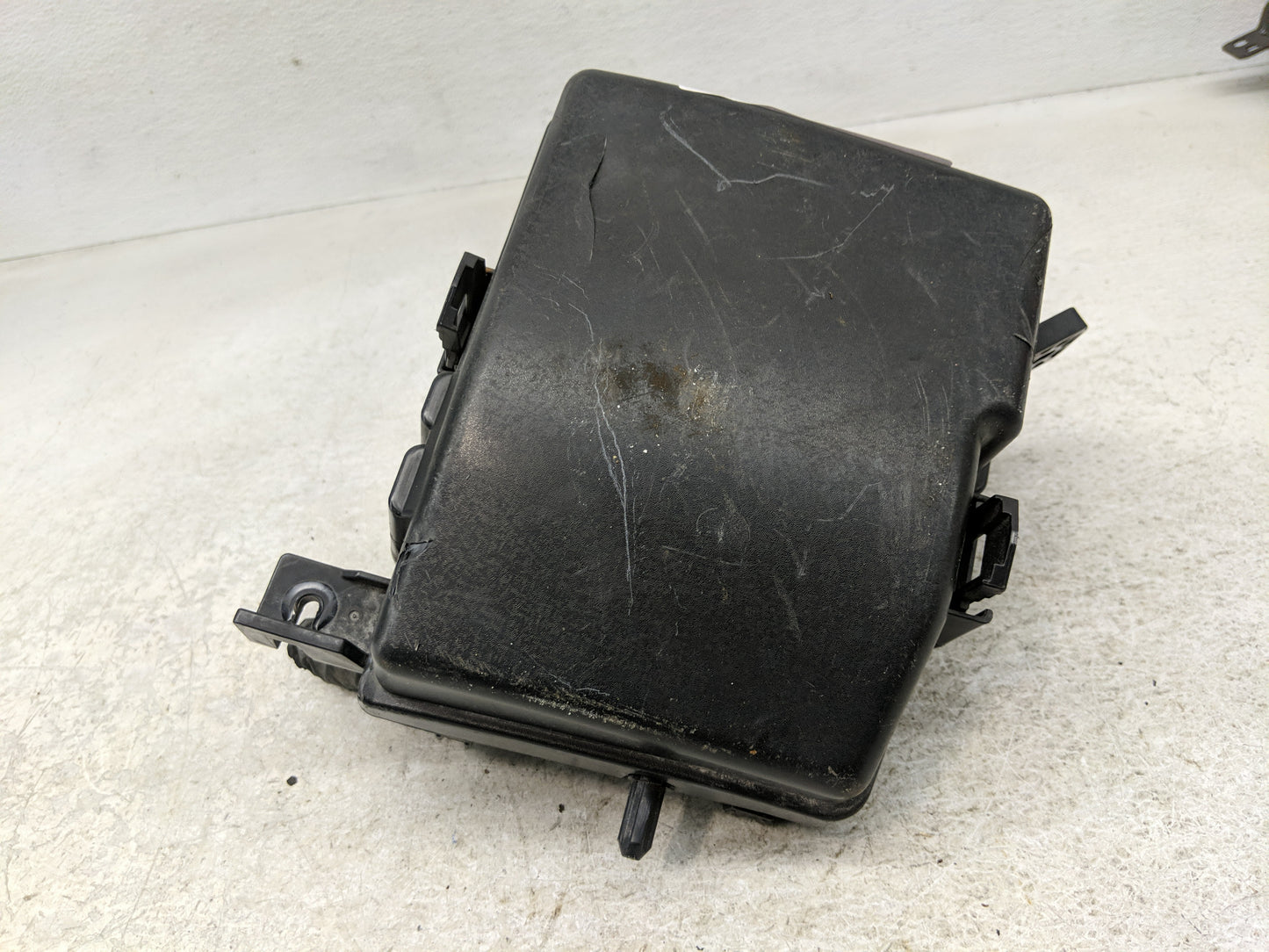 2011-2014 Hyundai Sonata Fusebox Fuse Box Panel Relay Module P/N:91950-35710 Fits Fits 2011 2012 2013 2014 OEM Used Auto Par