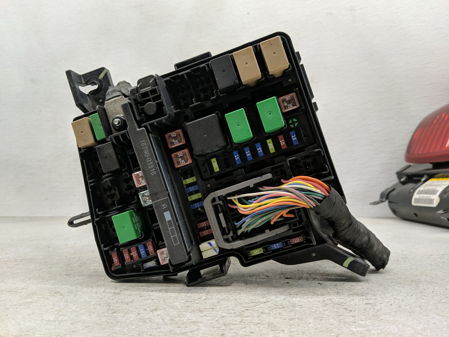 2011-2014 Hyundai Sonata Fusebox Fuse Box Panel Relay Module Fits Fits 2011 2012 2013 2014 OEM Used Auto Parts - Oemusedauto