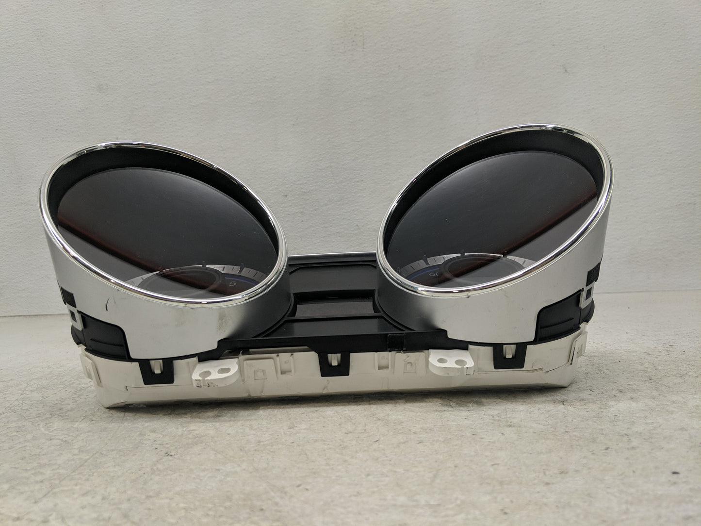 2011-2014 Hyundai Sonata Instrument Cluster Speedometer Gauges P/N:94001-3Q015 Fits Fits 2011 2012 2013 2014 OEM Used Auto P