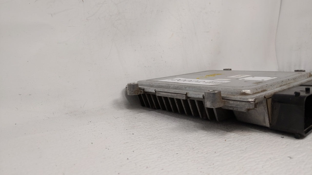 2011-2014 Hyundai Sonata PCM Engine Control Computer ECU ECM PCU OEM P/N:39101-2G672 39111-2G672 Fits Fits 2011 2012 2013 20