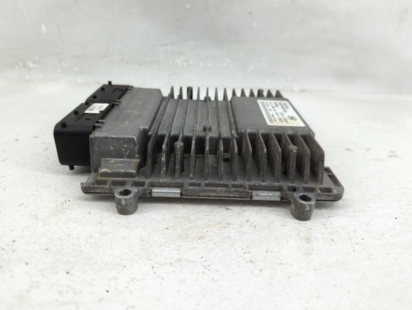 2011-2014 Hyundai Sonata PCM Engine Control Computer ECU ECM PCU OEM P/N:39111-2G679 39101-2G679 Fits Fits 2011 2012 2013 20
