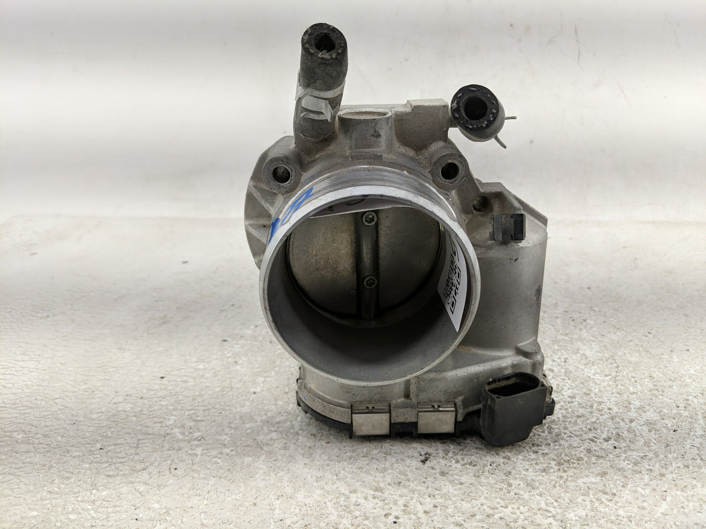2011-2014 Hyundai Sonata Throttle Body P/N:35100-2G700 35100-26700 Fits Fits 2011 2012 2013 2014 2015 2016 OEM Used Auto Par