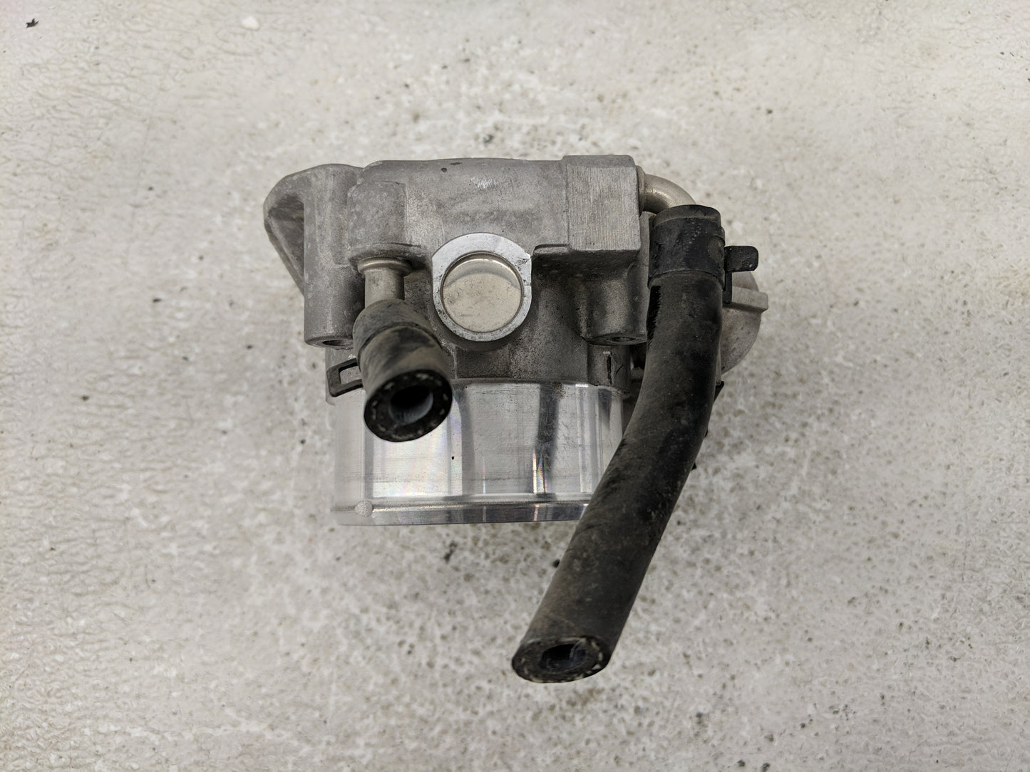 2011-2014 Hyundai Sonata Throttle Body P/N:35100-2G700 35100-26700 Fits Fits 2011 2012 2013 2014 2015 2016 OEM Used Auto Par