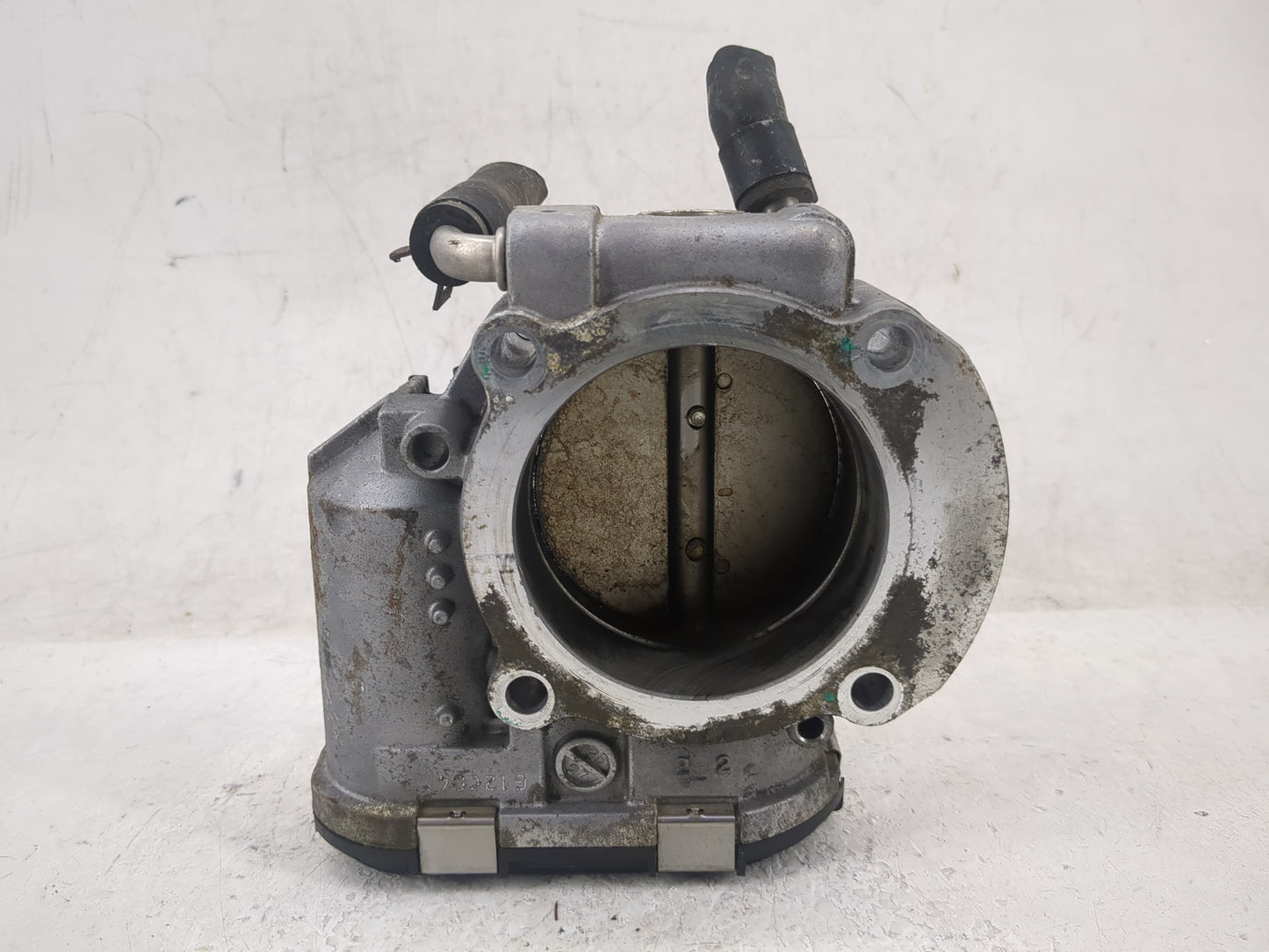 2011-2014 Hyundai Sonata Throttle Body P/N:35100-2G700 35100-26700 Fits Fits 2011 2012 2013 2014 2015 2016 OEM Used Auto Par