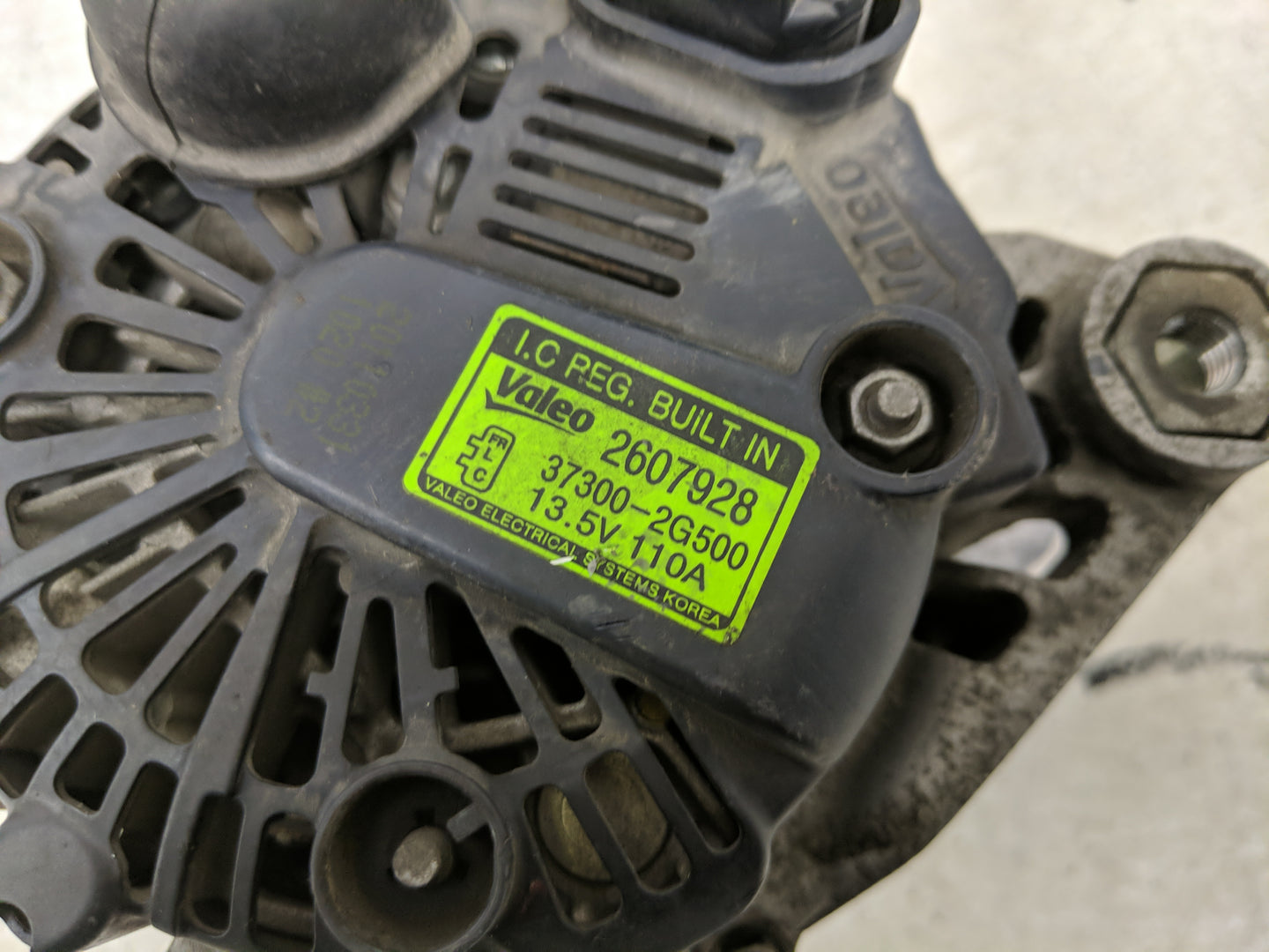 2014 Hyundai Sonata Alternator Replacement Generator Charging Assembly Engine OEM P/N:2607928 37300-2G500 Fits Fits 2015 OEM