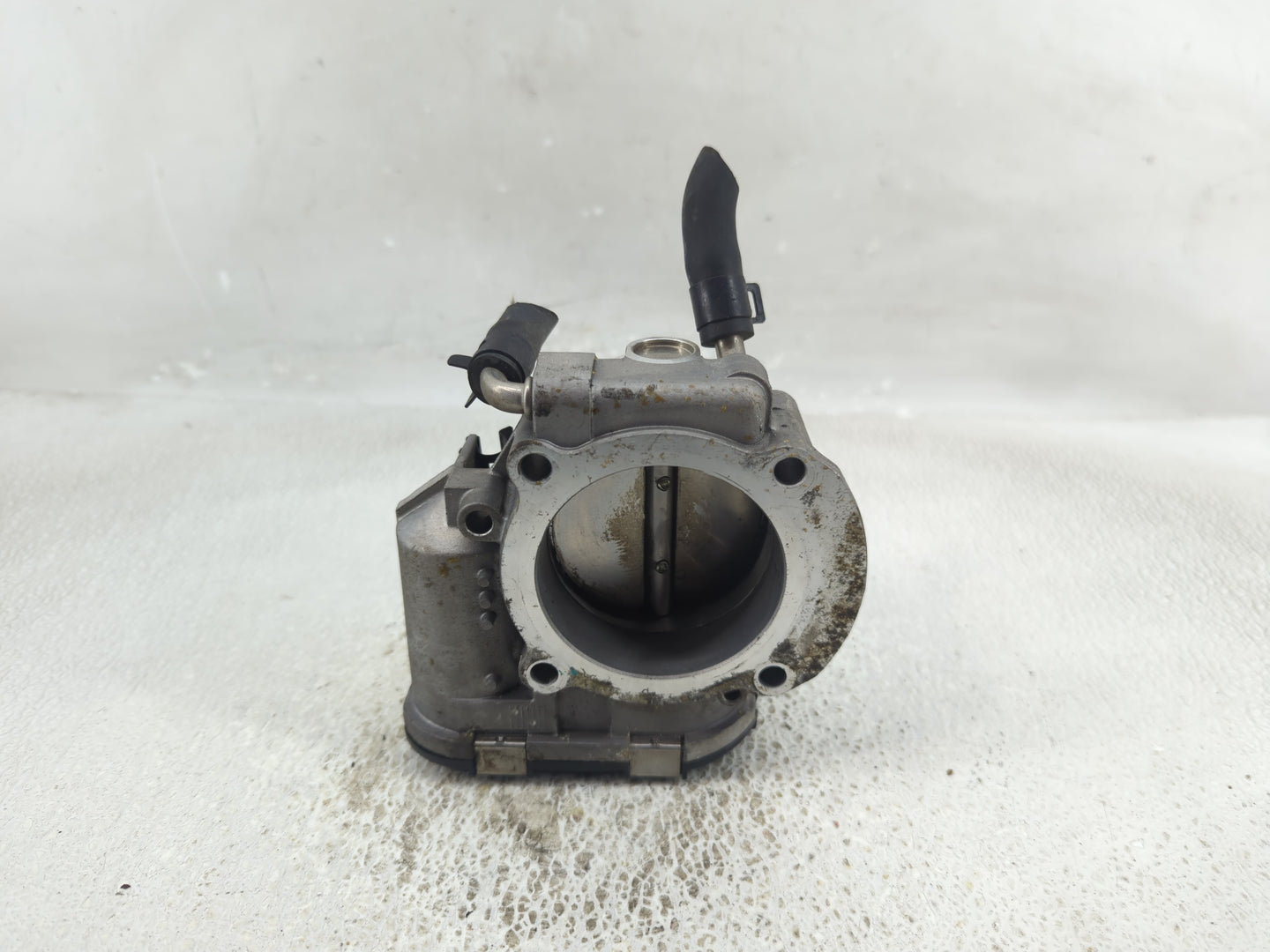 2011-2014 Hyundai Sonata Throttle Body P/N:35100-2G700 35100-26700 Fits Fits 2011 2012 2013 2014 2015 2016 OEM Used Auto Par