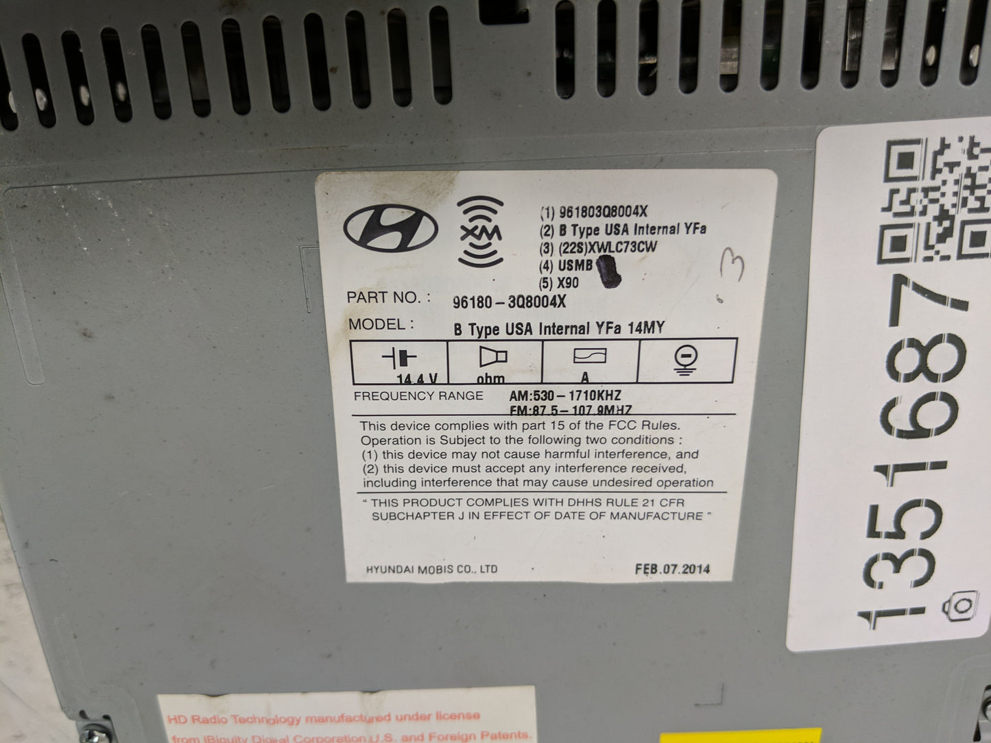 2014-2015 Hyundai Sonata Radio AM FM Cd Player Receiver Replacement P/N:96180-3Q8004X Fits Fits 2014 2015 OEM Used Auto Part