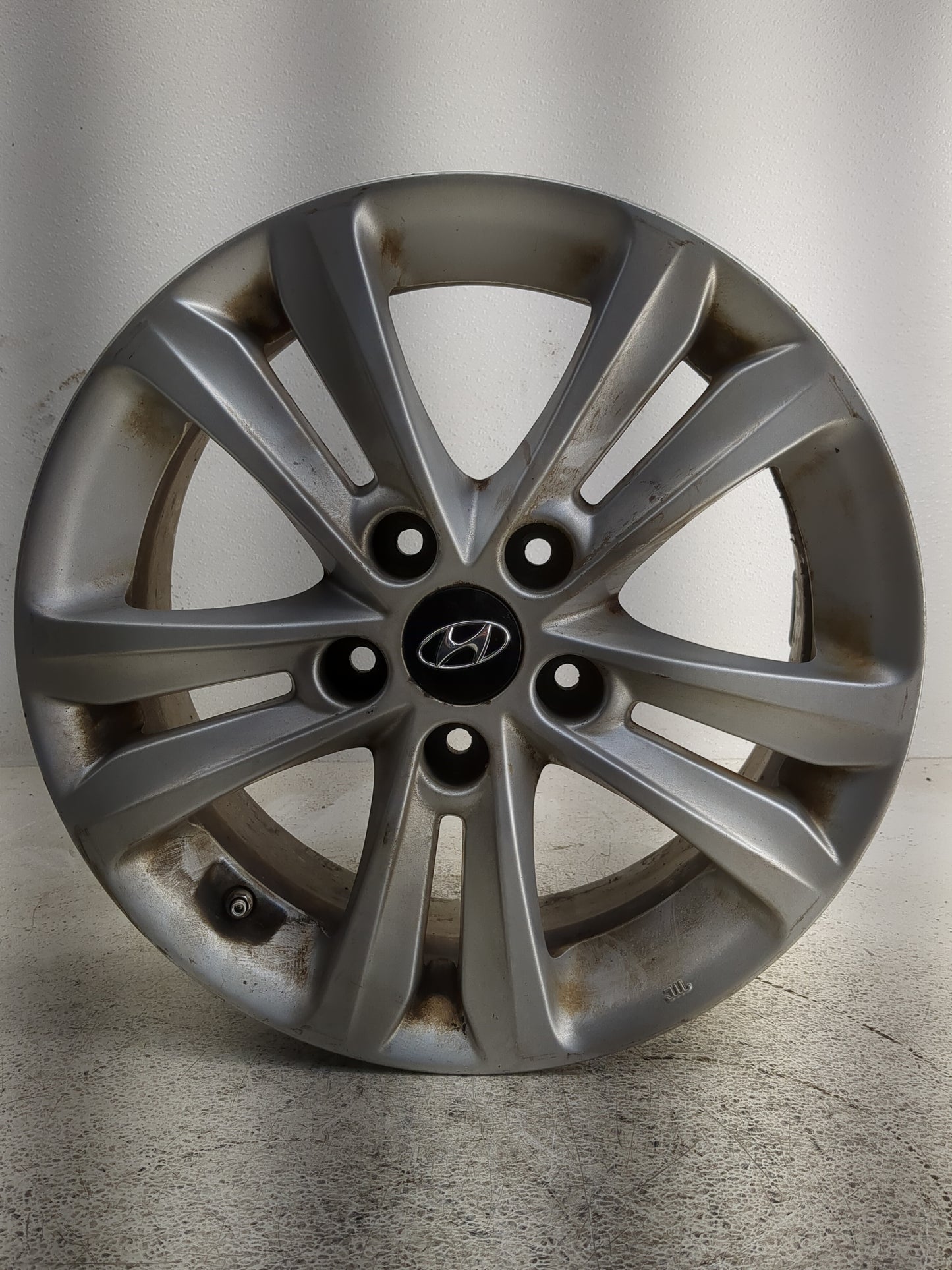 2011-2014 Hyundai Sonata Oem Wheel Rim - Oemusedautoparts1.com