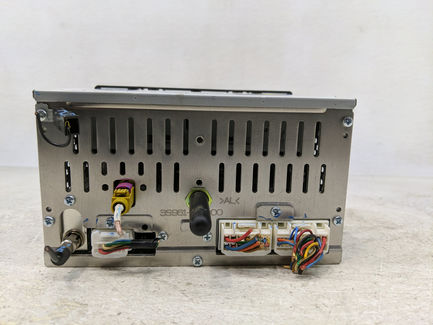 2014-2015 Hyundai Sonata Radio AM FM Cd Player Receiver Replacement P/N:96180-3Q8004X Fits Fits 2014 2015 OEM Used Auto Part