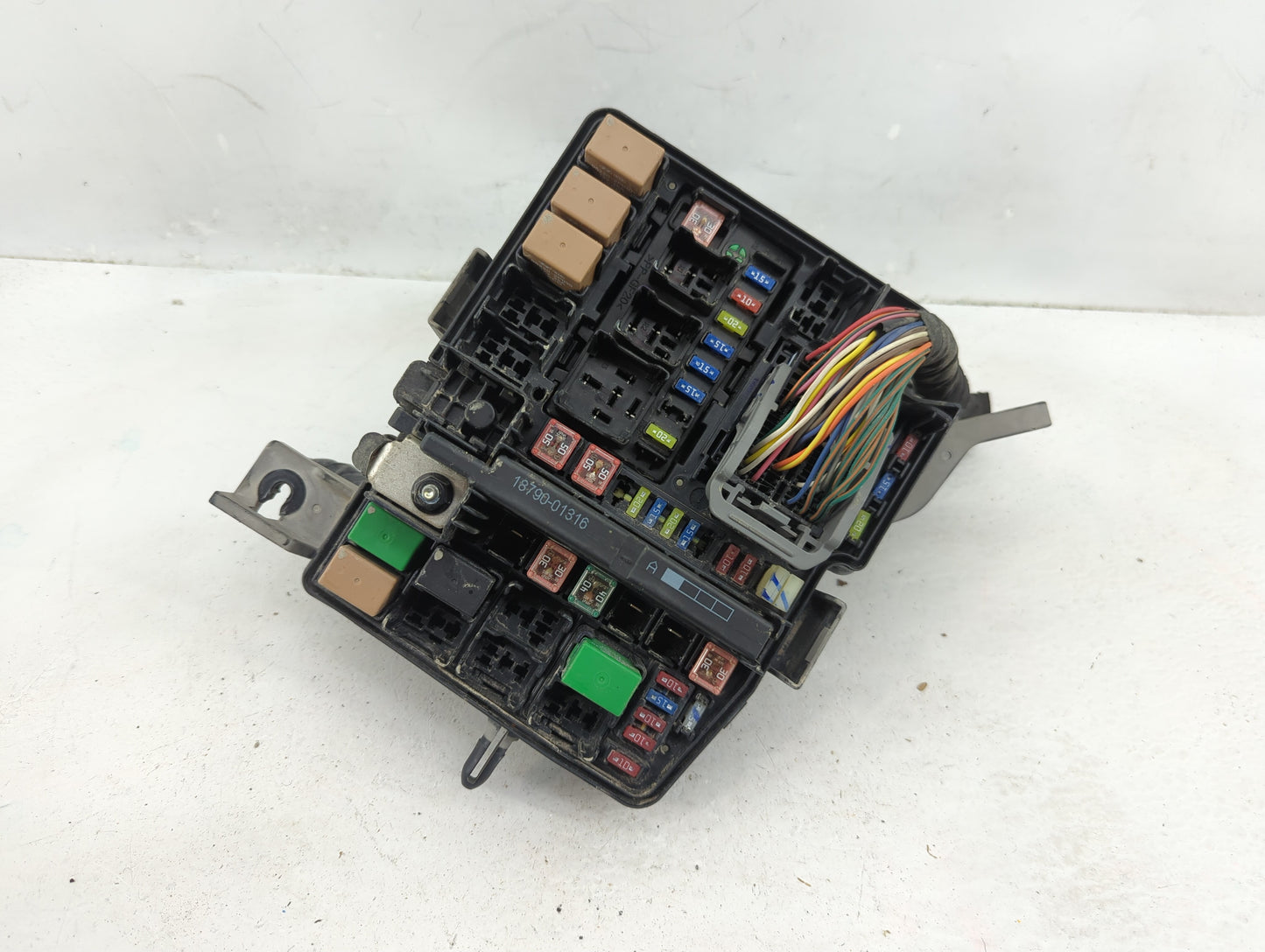 2011-2014 Hyundai Sonata Fusebox Fuse Box Panel Relay Module P/N:91950-3S712 Fits Fits 2011 2012 2013 2014 OEM Used Auto Par