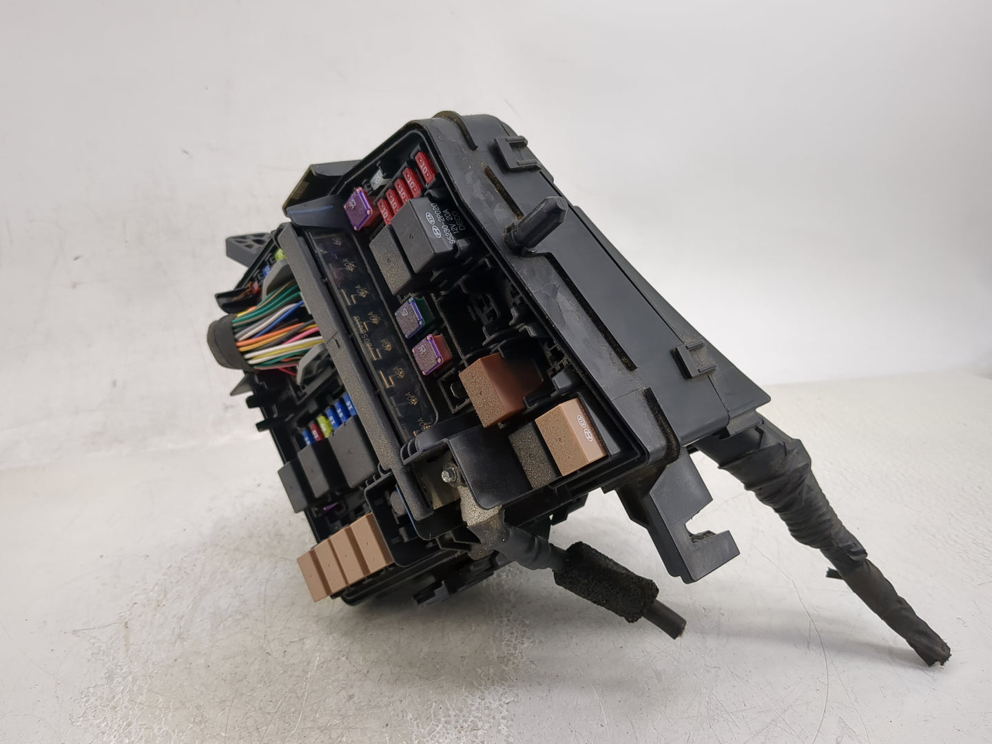 2011-2014 Hyundai Sonata Fusebox Fuse Box Panel Relay Module P/N:VS912003Q200MC Fits Fits 2011 2012 2013 2014 OEM Used Auto 