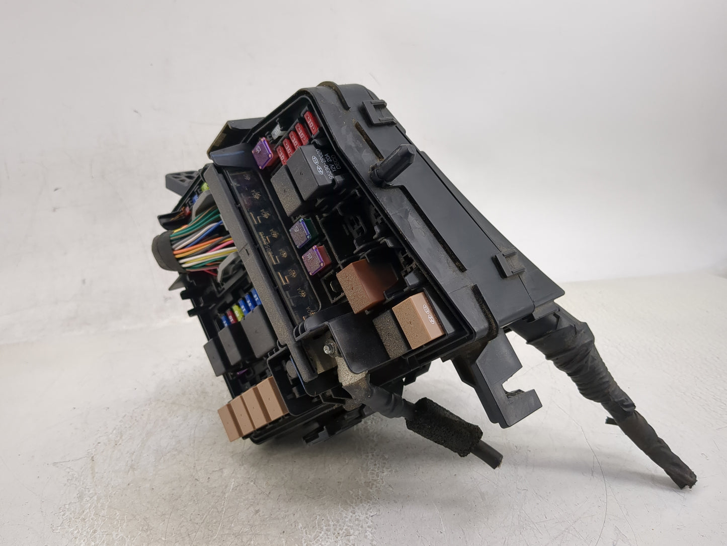 2011-2014 Hyundai Sonata Fusebox Fuse Box Panel Relay Module P/N:VS912003Q200MC Fits Fits 2011 2012 2013 2014 OEM Used Auto 