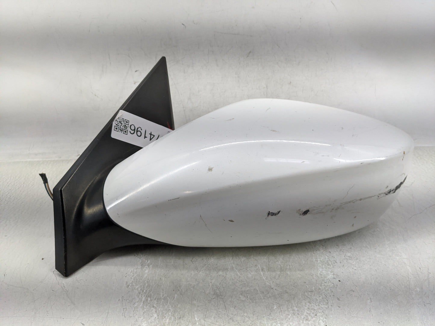 2011-2014 Hyundai Sonata Driver Side View Mirror - Left Door Mirror OEM Used - Oemusedautoparts1.com