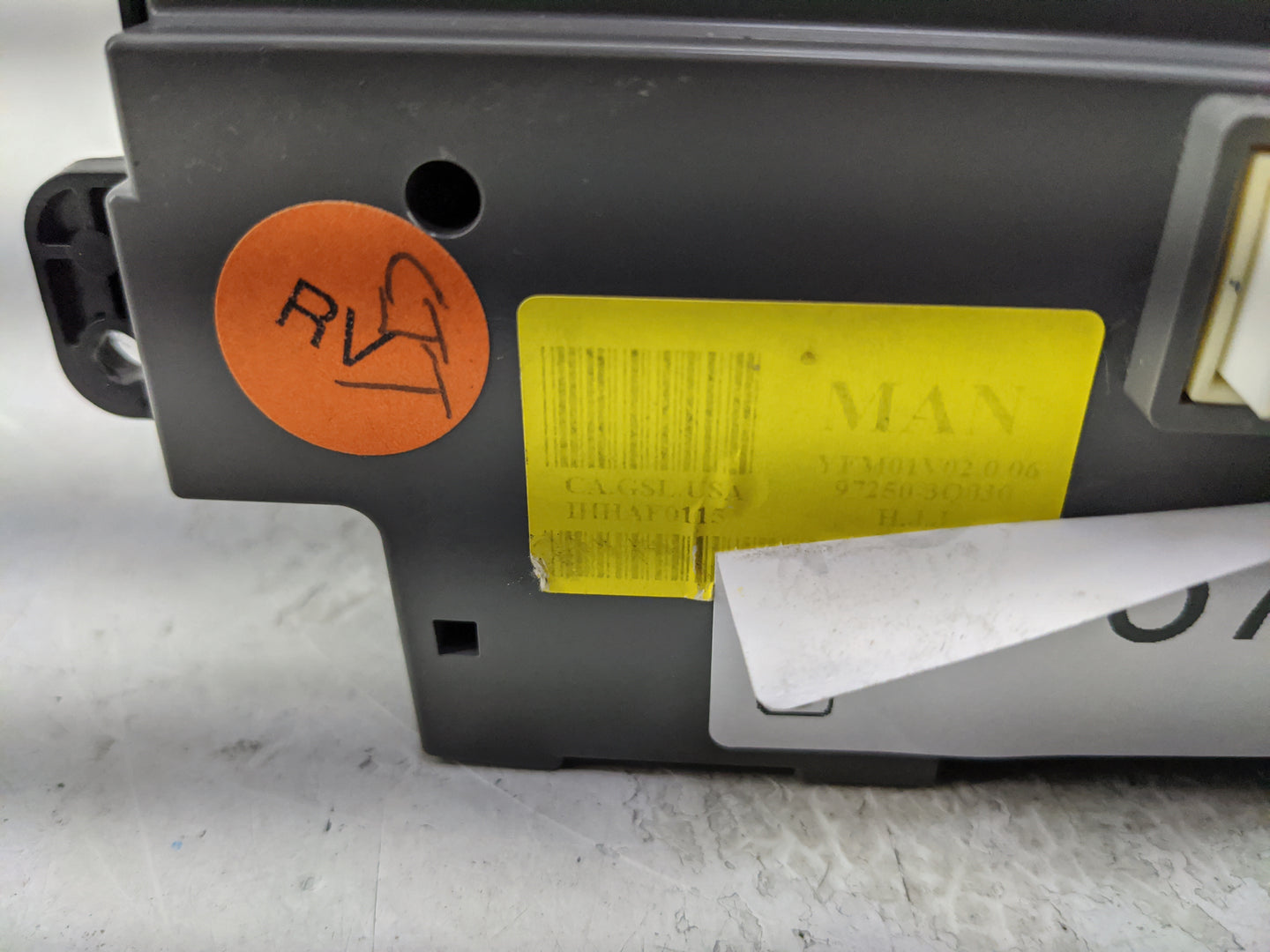 2014 Hyundai Sonata Climate Control Module Temperature AC/Heater Replacement P/N:97250-3Q030 Fits OEM Used Auto Parts - Oemu