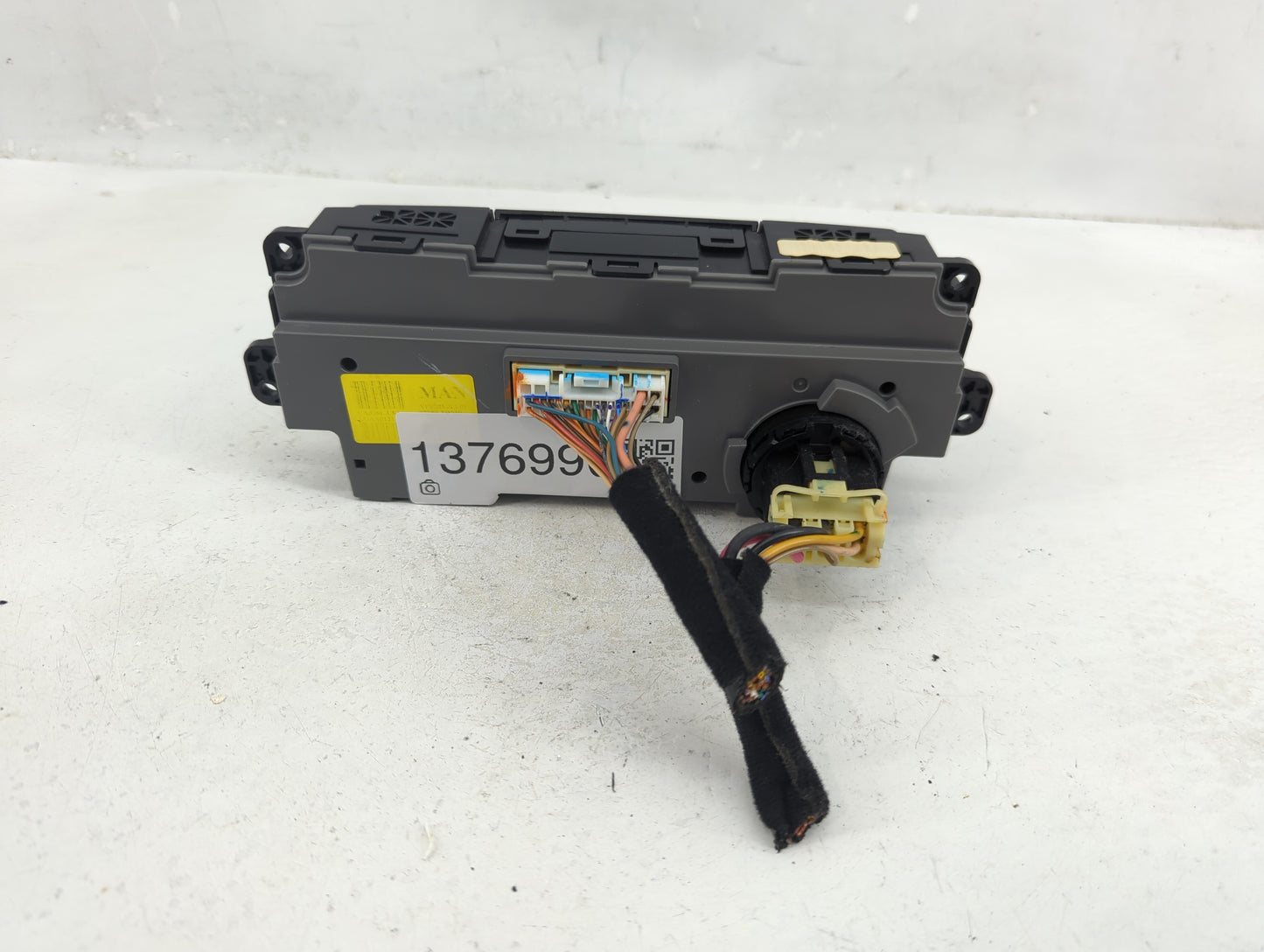2014 Hyundai Sonata Climate Control Module Temperature AC/Heater Replacement Fits OEM Used Auto Parts - Oemusedautoparts1.co