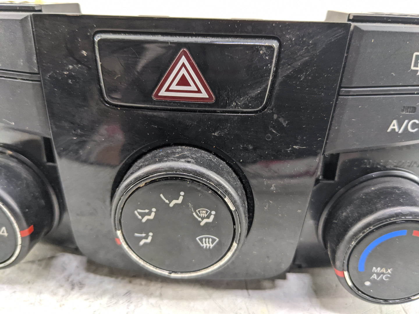 2014 Hyundai Sonata Climate Control Module Temperature AC/Heater Replacement P/N:97250-3QXXX 97250-3SXXX Fits OEM Used Auto 