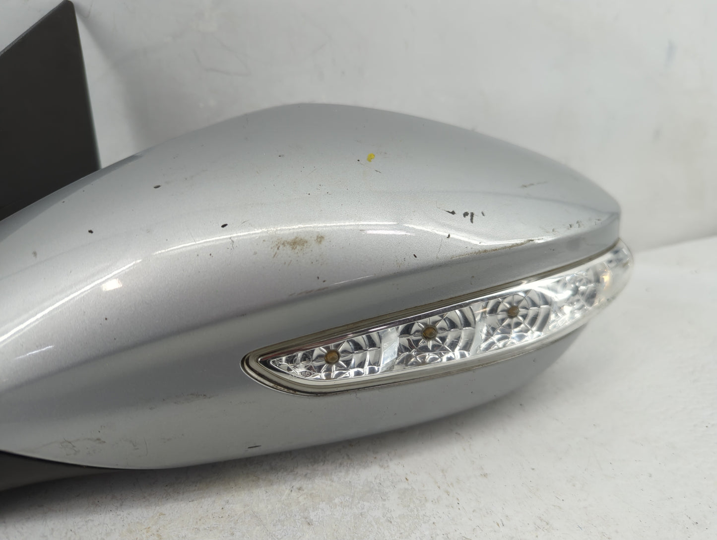 2014 Hyundai Sonata Driver Side View Mirror - Left Door Mirror OEM Used - Oemusedautoparts1.com
