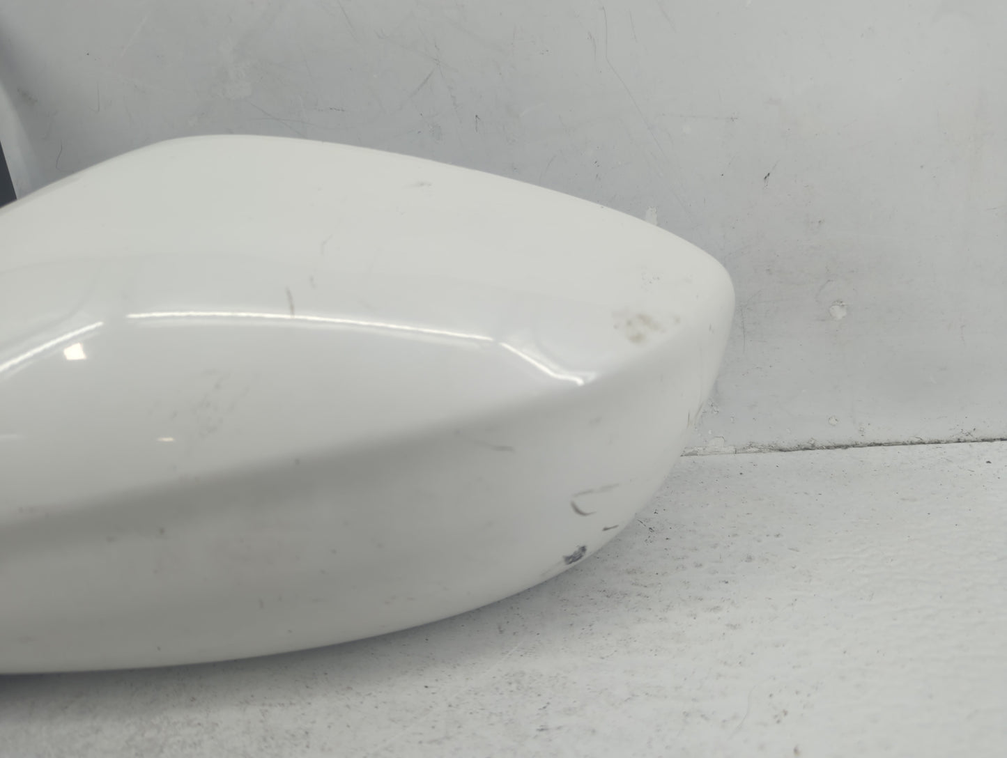 2011-2014 Hyundai Sonata Driver Side View Mirror - Left Door Mirror OEM Used - Oemusedautoparts1.com