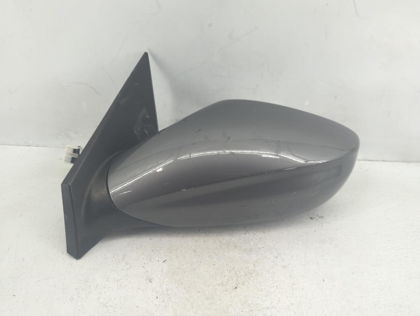 2011-2014 Hyundai Sonata Driver Side View Mirror - Left Door Mirror OEM Used - Oemusedautoparts1.com